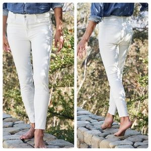 Frank & Eileen Sligo Skinny Jean Vintage White Italian Performance Denim Size 24